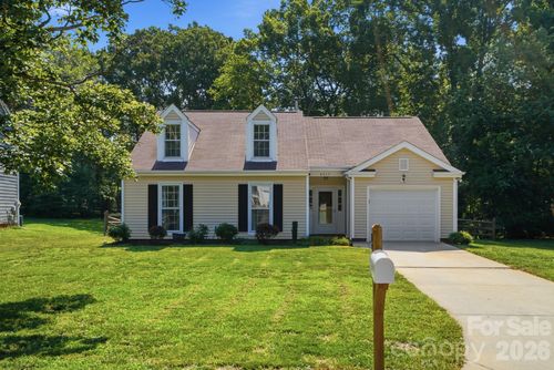 8917 Danson Dr, Charlotte, NC, 28277-5647 | Card Image