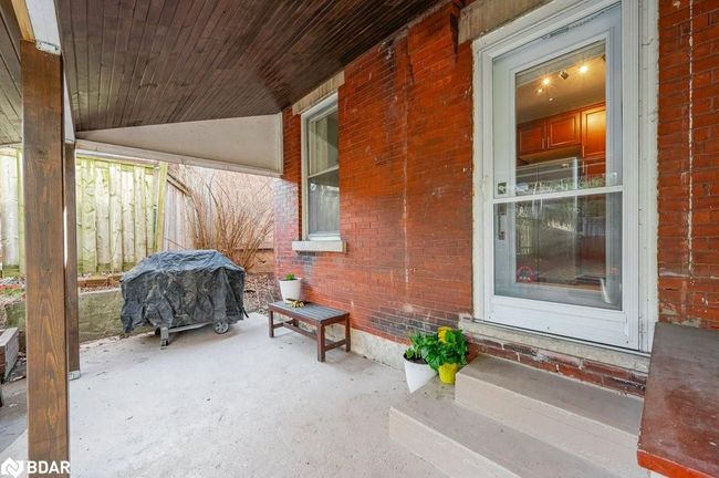 168 Paisley St, House other with 3 bedrooms, 1 bathrooms and 4 parking in Guelph ON | Image 40
