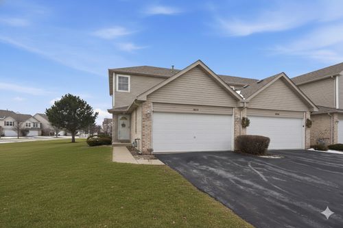 18510-18510 Bellagio Cir, Tinley Park, IL, 60477-4460 | Card Image