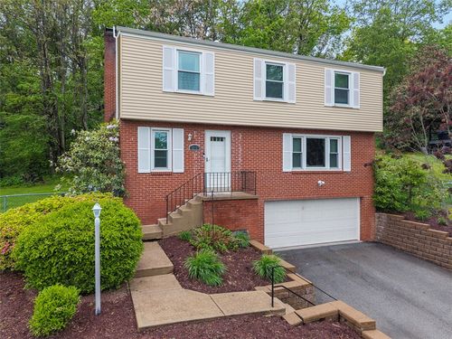 215 E Edgewood Dr, Canonsburg, PA, 15317-3343 | Card Image