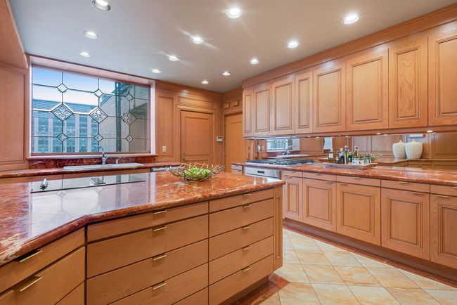 PH - 1500 N Lake Shore Drive, Condo with 6 bedrooms, 6 bathrooms and 2 parking in Chicago IL | Image 24