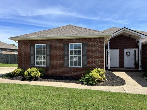 371 Cottage Dr, Gallatin, TN, 37066-2588 | Card Image