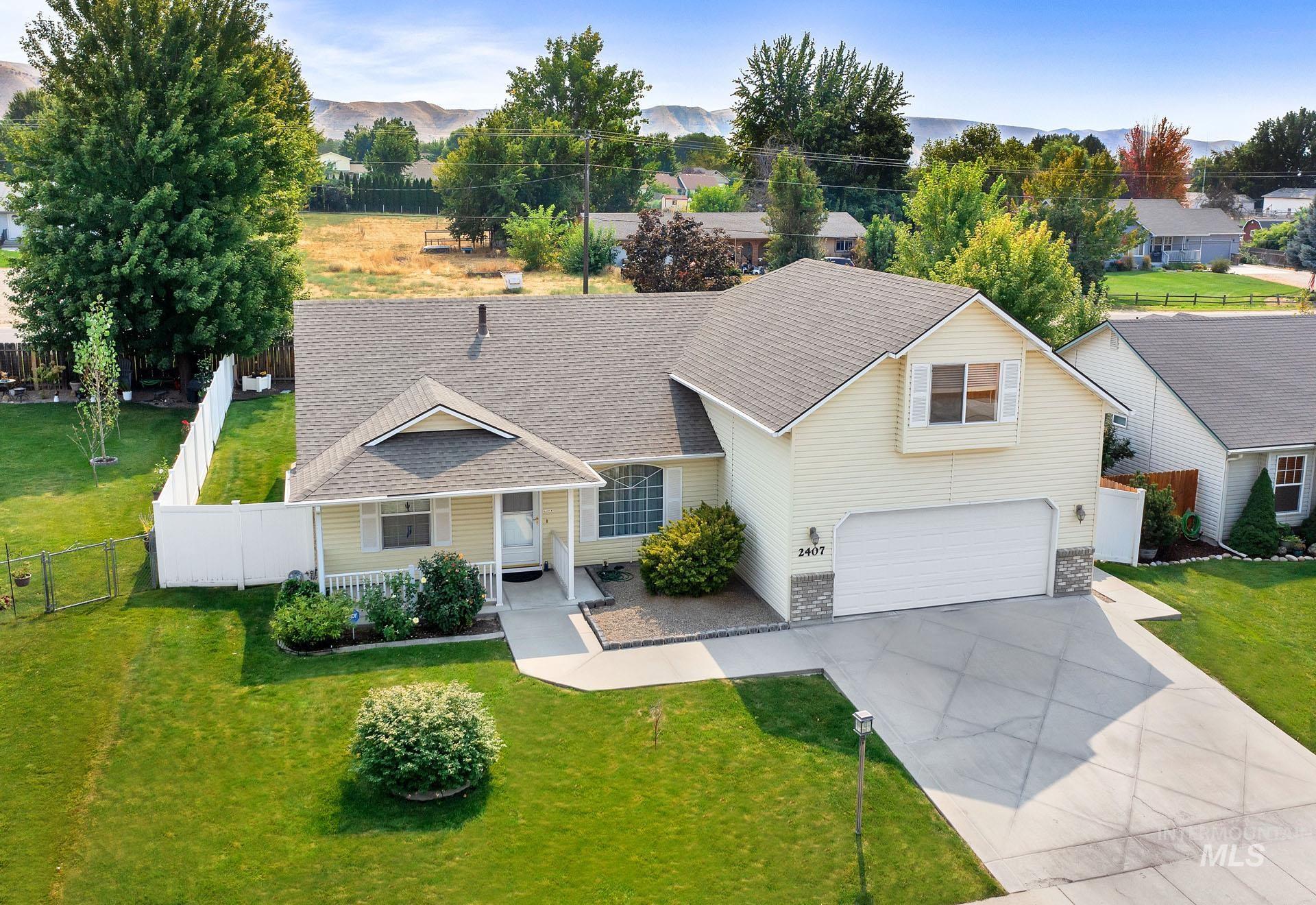 Pinyon Peak Dr, Emmett, ID 83617