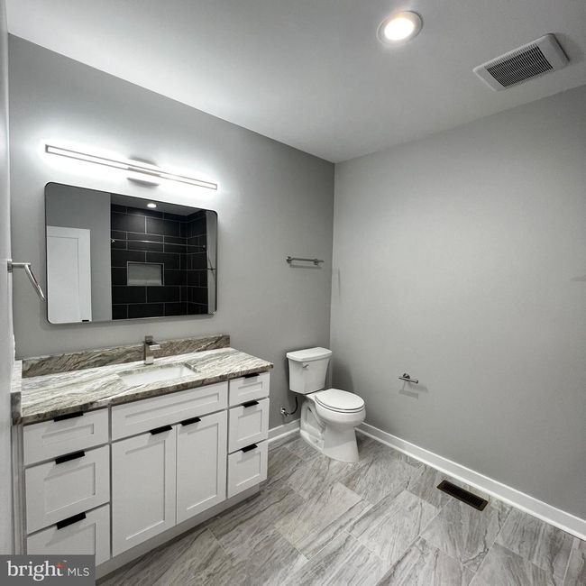 1217 W Lanvale St, Townhouse with 5 bedrooms, 4 bathrooms and null parking in BALTIMORE MD | Image 24