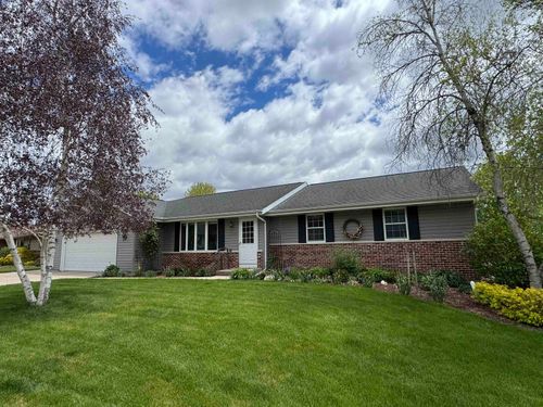 1500 Camelot Drive, JANESVILLE, WI, 53548 | Card Image