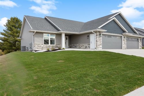 468 Chamber Dr, Anamosa, IA, 52205-4712 | Card Image