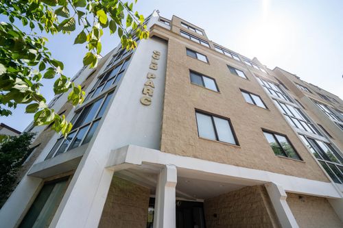 apt-303-200 Paterson Plank Rd, Union City, NJ, 07087-2879 | Card Image