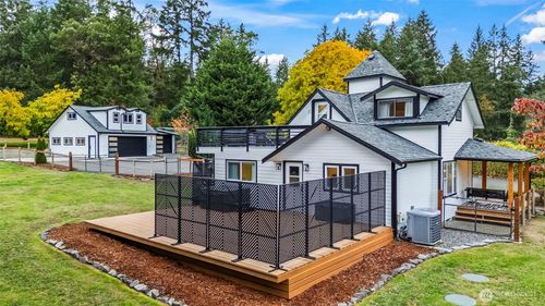 15822 Crescent Valley Dr Nw, Gig Harbor, WA, 98332-9748 | Card Image