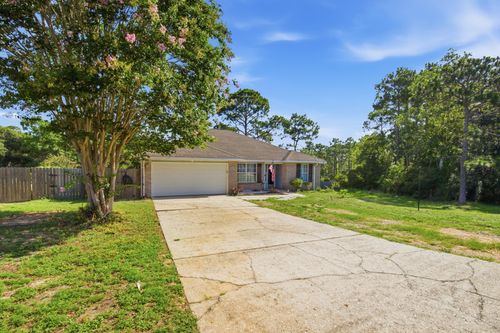8826 Kiwi Pl, Navarre, FL, 32566-2418 | Card Image