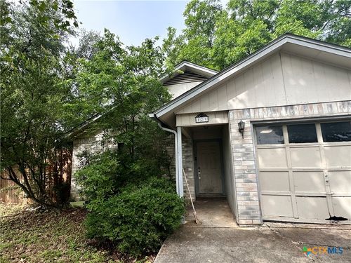 129 Riverside Dr, San Marcos, TX, 78666-6315 | Card Image