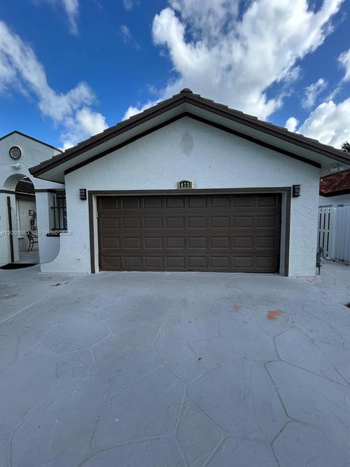 1-14731 Sw 170th Ter, Miami, FL, 33187-1773 | Card Image