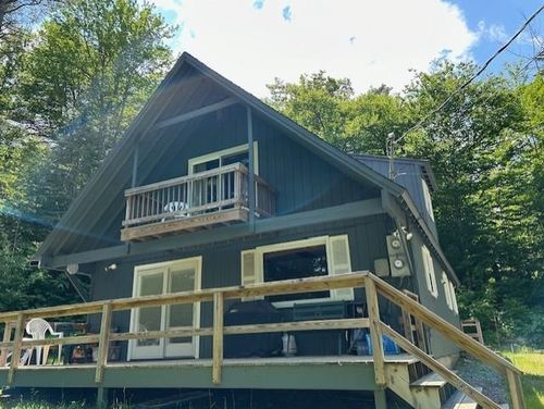 4 Skytop Dr, Newbury, NH, 03255-5609 | Card Image