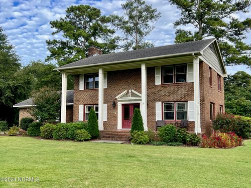 217 Windsor Rd, Greenville, NC, 27858-8952 | Card Image