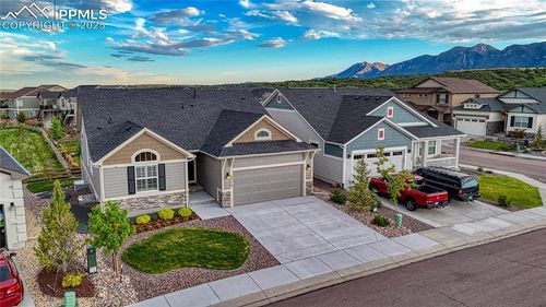 2573 Lakes Edge Dr, Monument, CO, 80132-7729 | Card Image