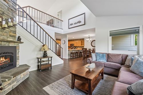 879 Saint Andrews Dr, Columbia Falls, MT, 59912-8876 | Card Image