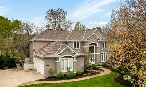 10863 S Cedar Niles Cir, Olathe, KS, 66061-7473 | Card Image