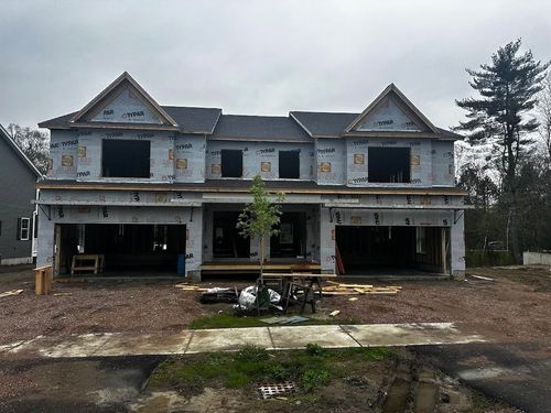 19-29 Spear Ln, Colchester, VT, 05446-8186 | Card Image