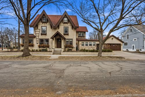 1470 W 35th St, Minneapolis, MN, 55408-3801 | Card Image