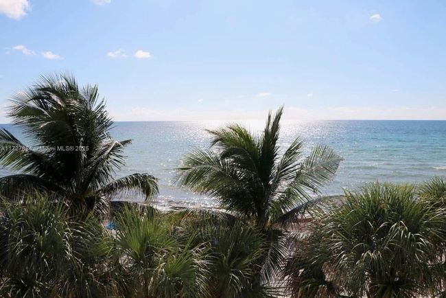 APT-2W - 3801 S Ocean Dr, Condo with 2 bedrooms, 2 bathrooms and null parking in Hollywood FL | Image 27