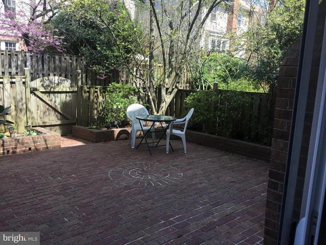7709 Gromwell Ct, Townhouse with 2 bedrooms, 4 bathrooms and null parking in SPRINGFIELD VA | Image 26