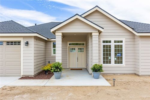 29300 Horsethief Dr, Stallion Springs, CA, 93561 | Card Image