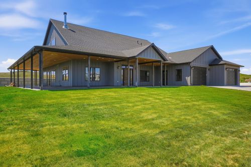 20258 Avalanche Rd, Whitewood, SD, 57793-6414 | Card Image