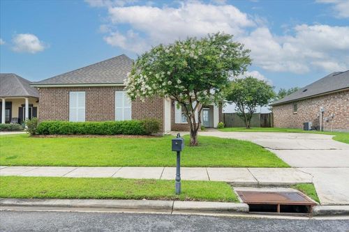 122 Lake Olivia Drive, Thibodaux, LA, 70301 | Card Image