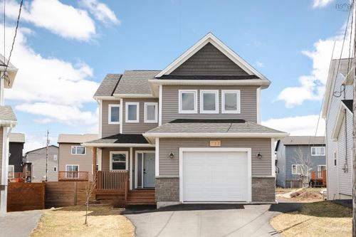 33 Brick Lane, Halifax, NS, B3P0G4 | Card Image