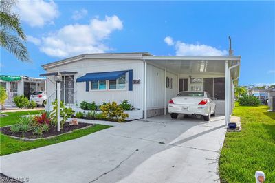 407 Timber Lane N, House other with 2 bedrooms, 2 bathrooms and null parking in North Fort Myers FL | Image 2