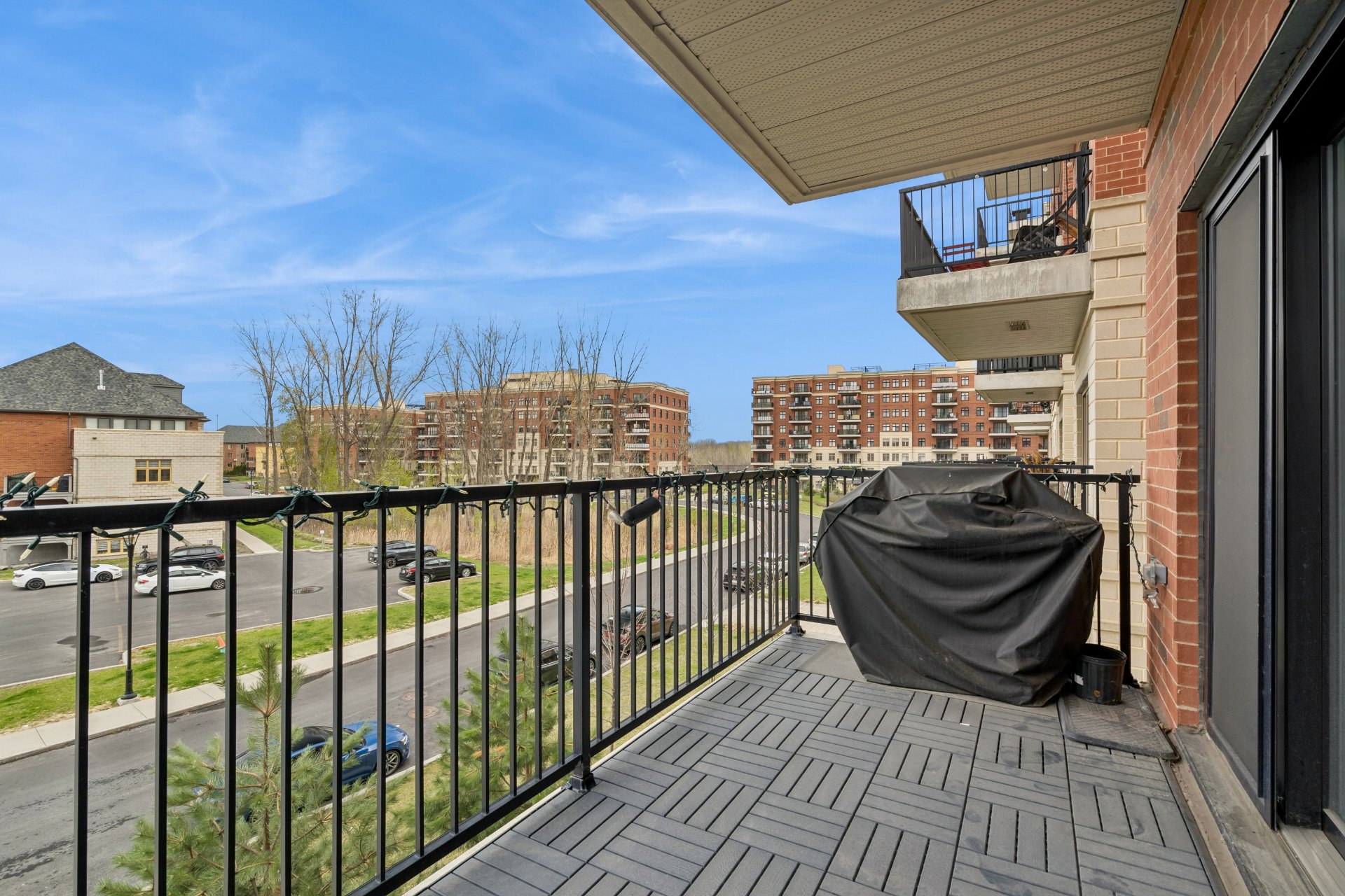 Residential in Brossard 2