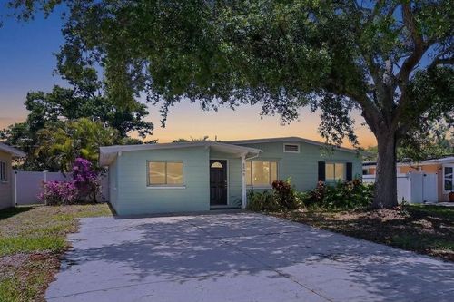 3300 Kingston St, St Petersburg, FL, 33713-2307 | Card Image