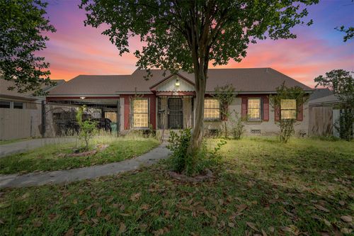 315 Graceland St, Houston, TX, 77009-1815 | Card Image