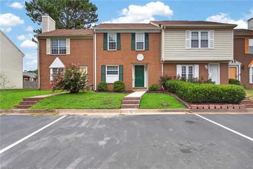 939 Still Harbor Cir, Chesapeake, VA, 23320-9424 | Card Image