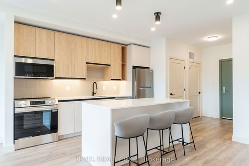 403-4390 Hillview Drive, Lincoln, ON, L0R1B8 | Card Image