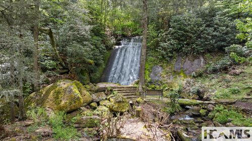 685 Gold Mine Rd, Highlands, NC, 28741-9115 | Card Image