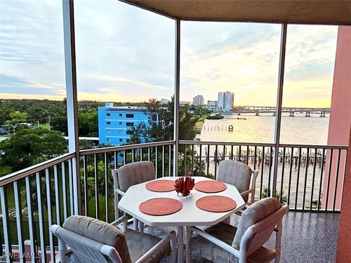 apt-605-2743 1st St, FORT MYERS, FL, 33916-1847 | Card Image