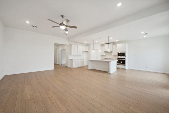 21918 Wycombe Terrace ~ Ready Now | Image 11