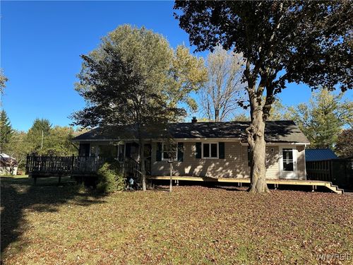 9517 Snipery Rd, Corfu, NY, 14036-9513 | Card Image