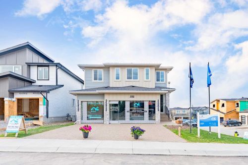 335 Waterford Blvd, Chestermere, AB, T1X | Card Image