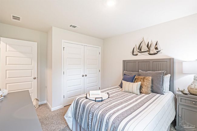 2802 Chevy Cir, House other with 5 bedrooms, 3 bathrooms and 2 parking in Pace FL | Image 13