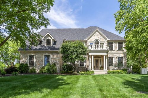 13715 Violet Meadows Blvd, Pickerington, OH, 43147-8030 | Card Image