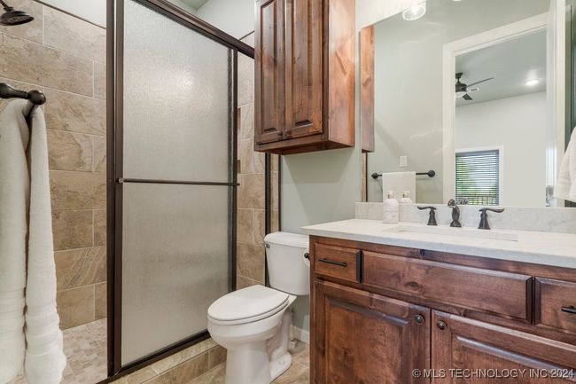 8320 E 80 Th St N, House other with 4 bedrooms, 6 bathrooms and null parking in Owasso OK | Image 37