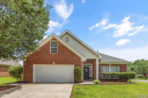 111 Overbrook Dr, Madison, AL, 35758-6101 | Card Image