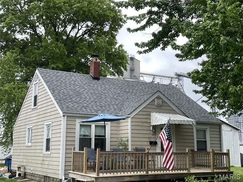 308 S Cedar St, Trenton, IL, 62293-1616 | Card Image