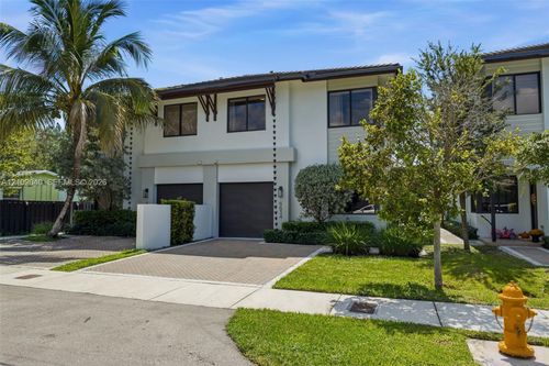 6634-6634 Sw 84th St, Miami, FL, 33143-7918 | Card Image