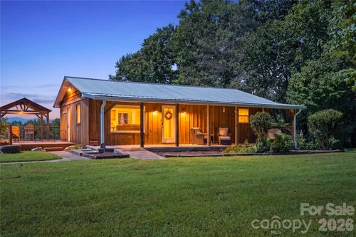 7693 S Mountain Institute Rd, Nebo, NC, 28761-8614 | Card Image