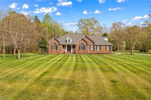 480 Adrian Rd, Salisbury, NC, 28146-7172 | Card Image