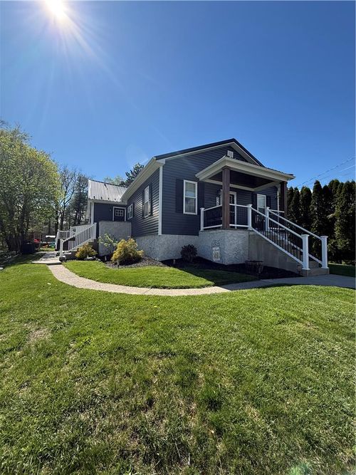 520 Liberty Ave, Bangor, PA, 18013-1004 | Card Image