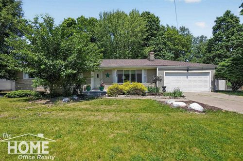 1208 Harding Ave, Owosso, MI, 48867-4940 | Card Image