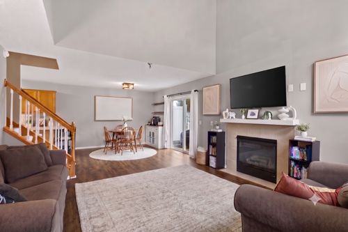 89-2507 Yellowstone Dr, Hastings, MN, 55033-3751 | Card Image